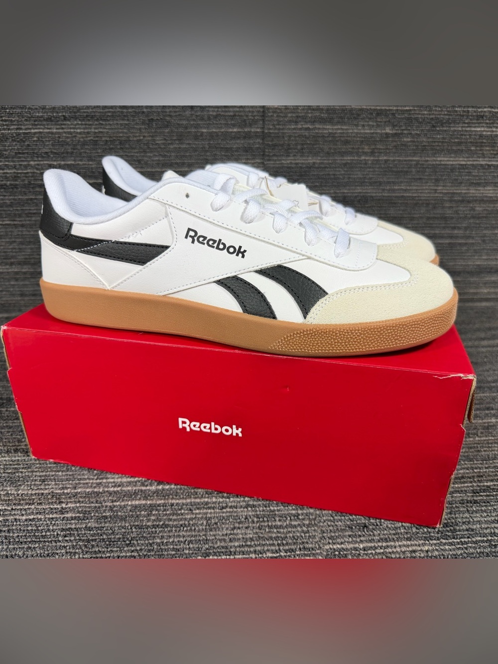 Reebok Smash Edge S White/Black/Gum Sole Low tops Unisex Mens 12 Women’s 13.5